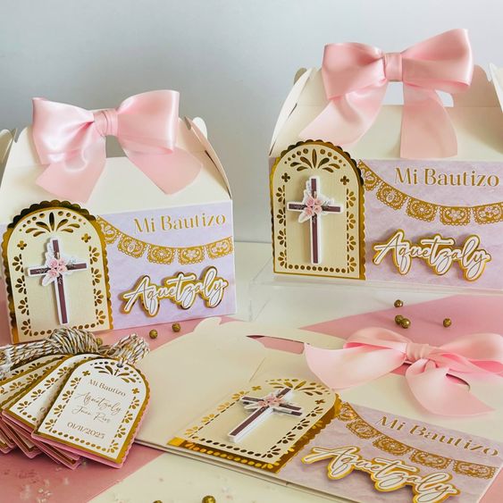 Caixas batizado dourado